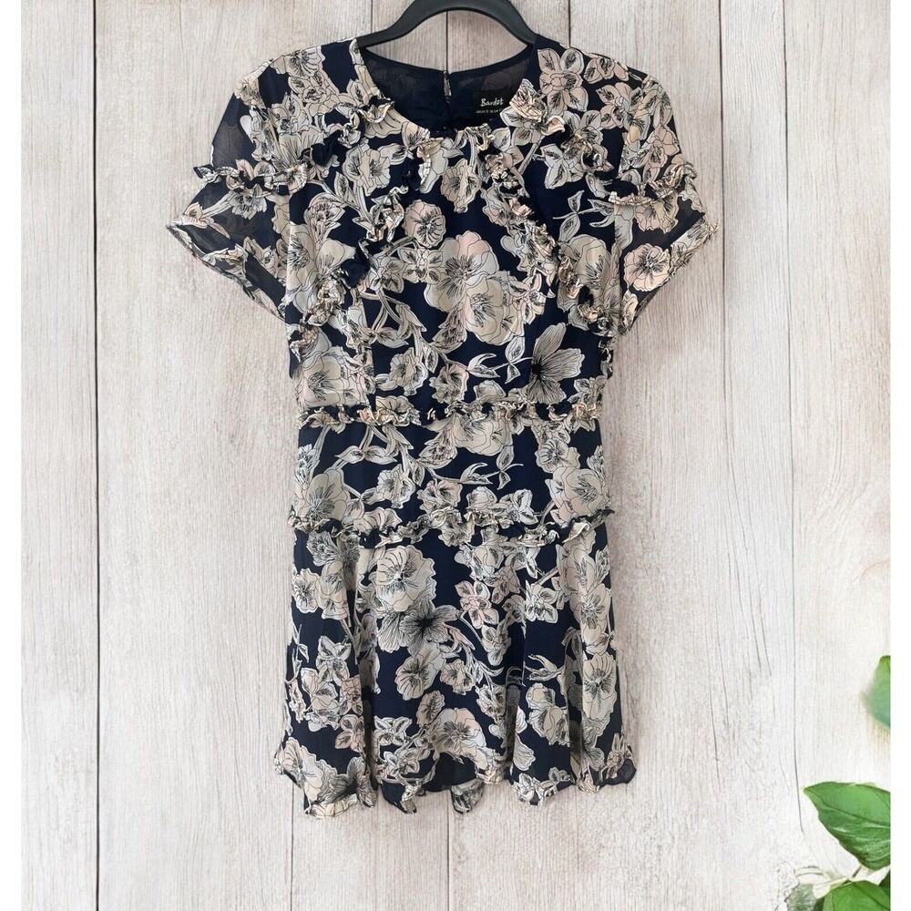 NWT Bardot Floral Dress,‎ Size 8/M Beige pink Navy Floral Nordstrom Short Sleeve